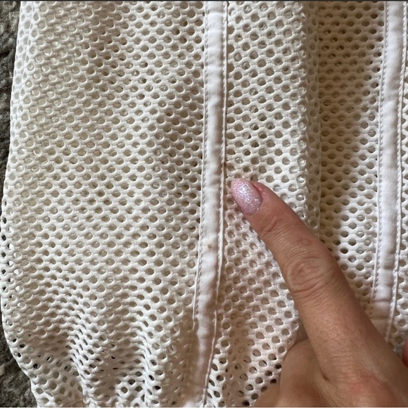 Lululemon Mesh White Jacket - Picture 3 of 4